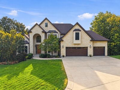 2409 Stratford Chase Pkwy