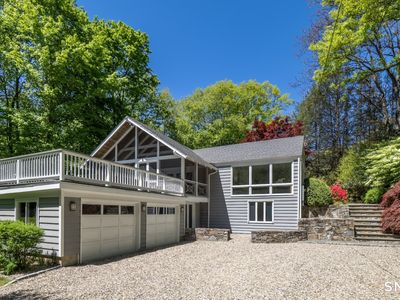 270 Old Grumman Hill Road