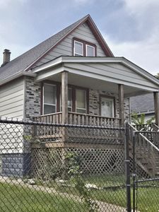 41 E 102nd Pl
