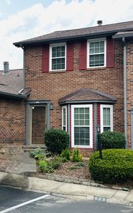 625 Hickory Glade Ct