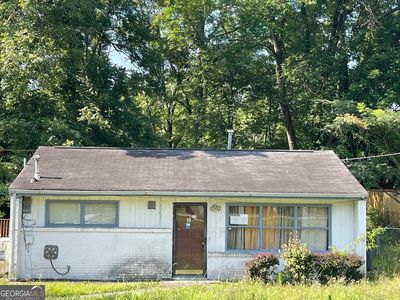 486 Denham St