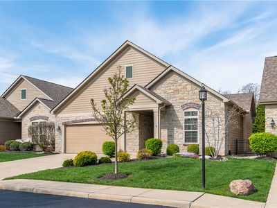 2799 Silver Maple Ln