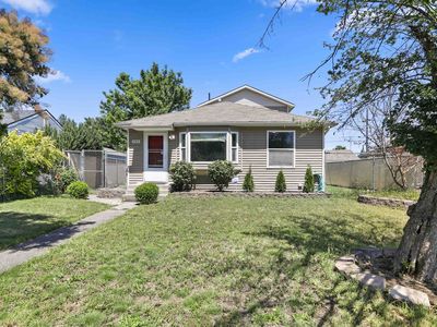 923 E Nebraska Ave