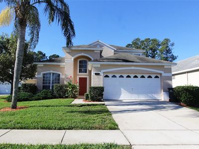 8211 Fan Palm Way