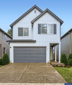 899 Windrow Ave SE