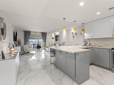 2855 Leonard Dr APT H605