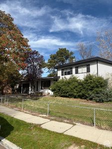 238 N Silver Star Dr