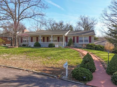 310 Oak Ter