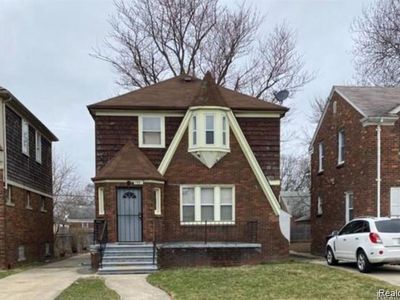 9881 Balfour Rd