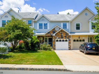53 Castleton Rd
