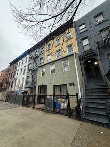687 Saint Marks Ave #1