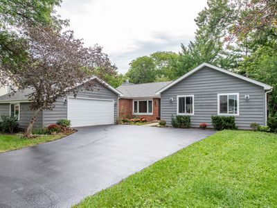 579 Phillips Cir
