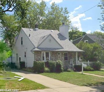 1864 Bacon Ave