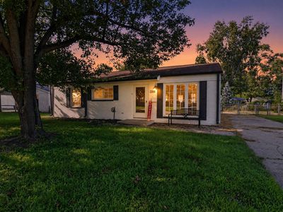2706 Streamside Dr