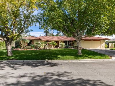 4220 W Pinecrest Cir