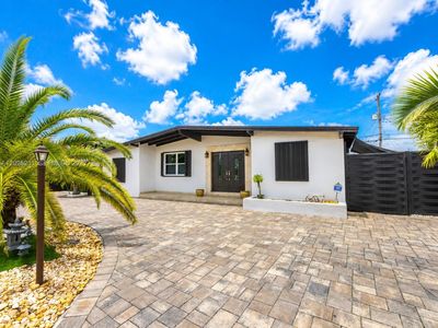 11425 SW 43rd Ter