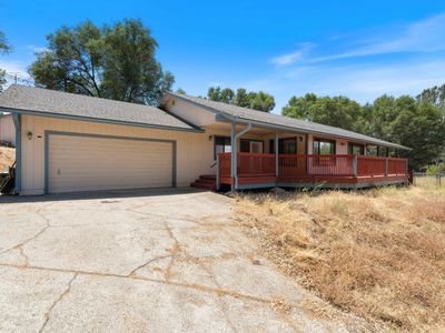19617 Victoria Dr