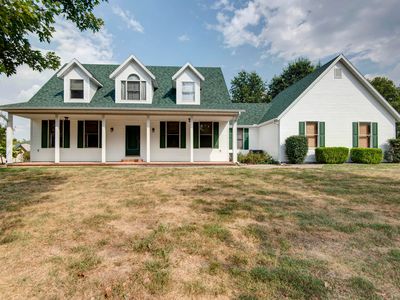 1910 N Farm Road 97