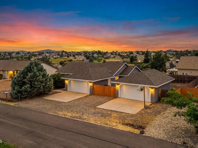 9321 E Manzanita Cir