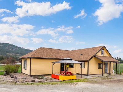 2149 Us Highway 2 W