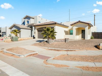 2700 Tierra Oasis St