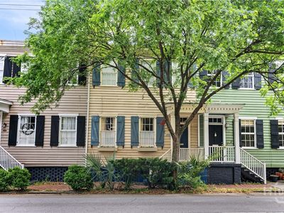 324 Price Street