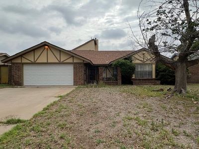 1412 Brittany Ln