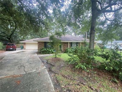 321 N Buckingham Dr