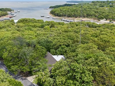 86 Queens Dr