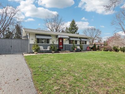 Property at 238 W Frontage Rd, Northfield, IL