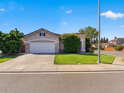 3400 Sleepy Hollow Ln