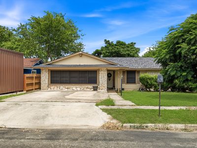 8326 Glen Breeze