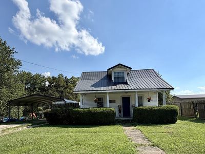 28 Willard St