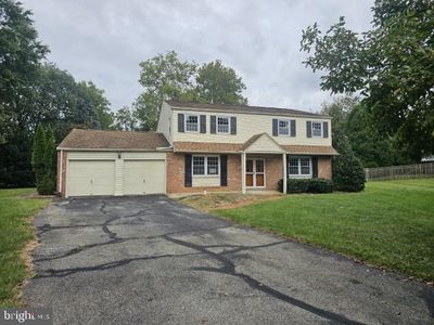 11 Azalea Cir