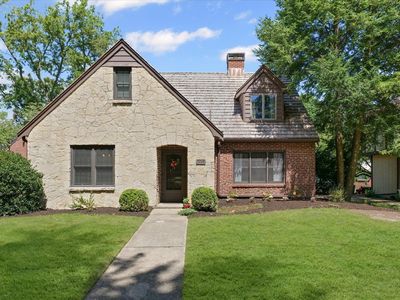 504 W Delaware Ave