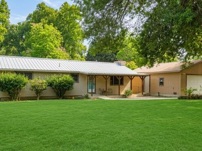 1410 Pecan Dr NW
