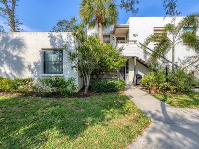 277 Sherwood Dr #277D