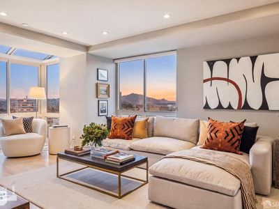 1 Daniel Burnham Ct APT 1608