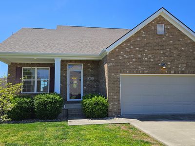 253 W Showalter Dr