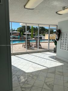 2020 NE 135th St APT 609