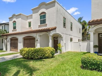 3203 W SANTIAGO STREET #B