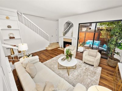 458 W Huntington Dr UNIT B