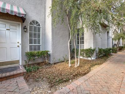 4325 Bowser Ave APT 110
