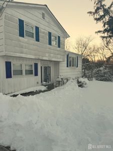 142 Prospect Plains Rd