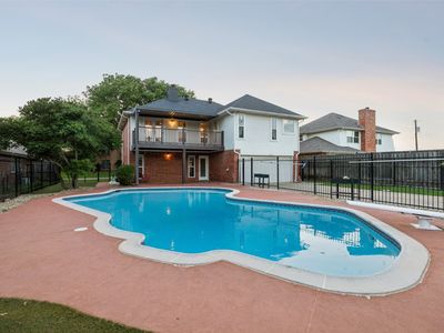 2318 Dana Dr