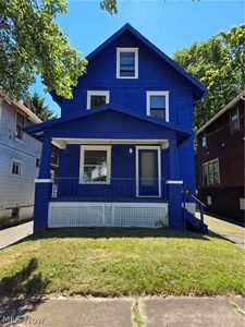 846 Clark St