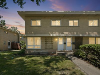 Property at 1220 N Wheeling Rd, Mount Prospect, IL