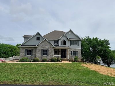 101 W Lakeview Dr