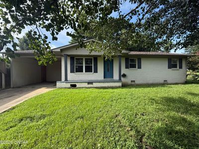 6988 Highway 104 E
