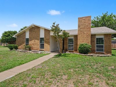 1205 Crestwood Ct